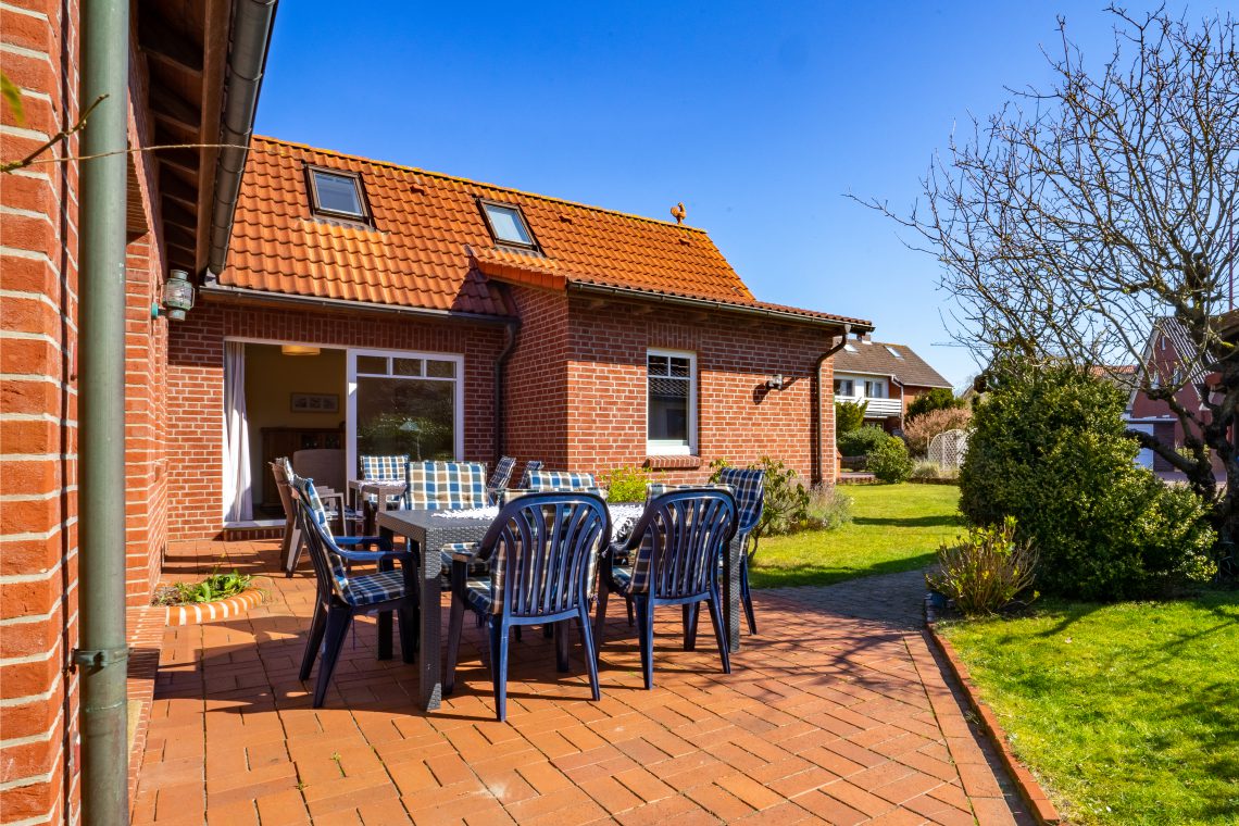 Ferienwohnung Norderney Backbord Terrasse Sitzgruppe